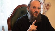 Митрополит Антоній (Паканич): політичній атрибутиці – не місце в хресному ході