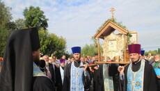 Паломники Хресного ходу-2016 звершили молитву біля меморіалу Небесної сотні
