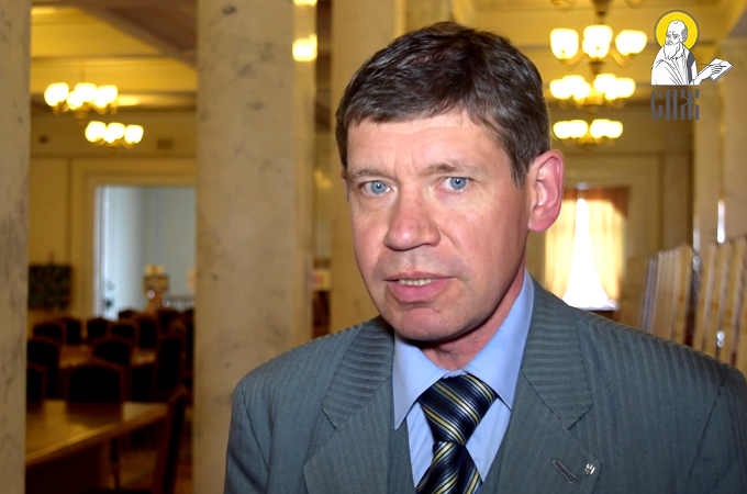 Держустанови не зможуть до 1 січня перереєструвати всі релігійні організації в Україні, – експерт (ВІДЕО)