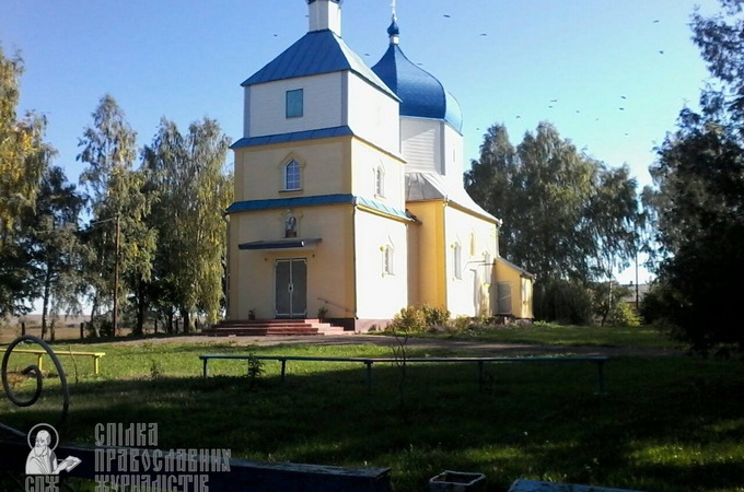 Представник Київського патріархату, який побив вірянку УПЦ, покаявся у суді