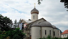 Отец генканцлера Меркель помог открыть православный монастырь в Германии