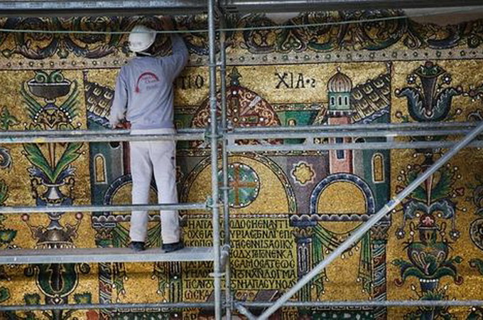 Ми торкаємось неба руками, – реставратори храму Різдва Христового у Вифлеємі