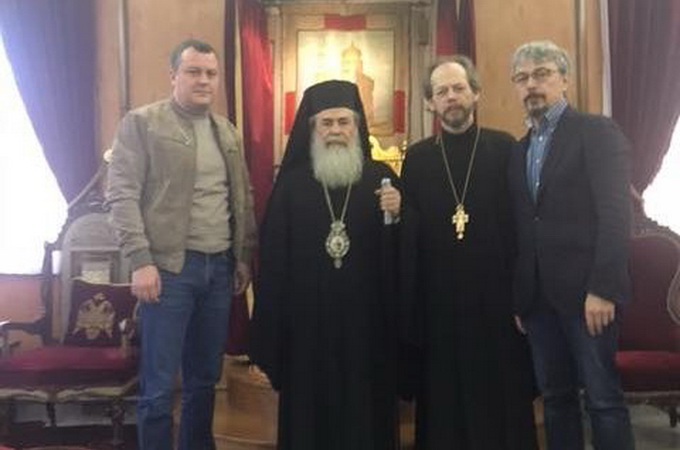Екс-спікер УПЦ в компанії спонсора Київського патріархату та уніата відвідав Єрусалимського Патріарха
