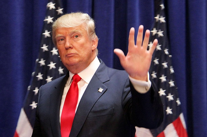 Трамп хоче скасувати поправку про обмеження участі церкви у суспільному житті