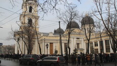 25 тысяч верующих молились перед мощами великомученика Пантелеимона в Одессе (ФОТО, ВИДЕО)