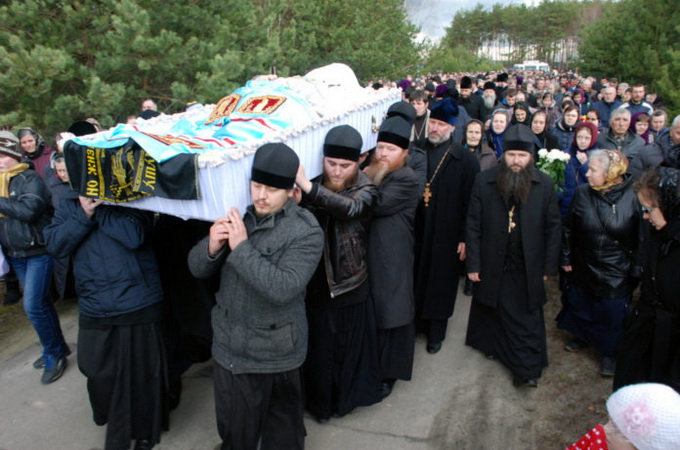 На батьківщині митрополита Ніфонта будуть 40 днів підносити молитви за упокій його душі