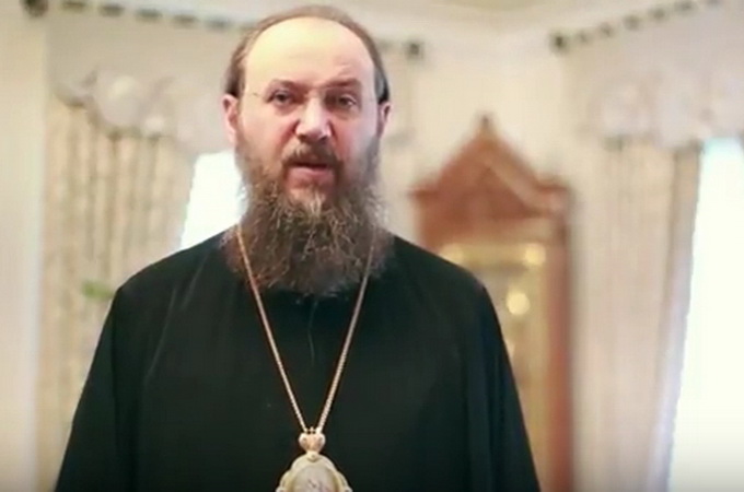 Ректор та студенти Київських Духовних шкіл привітали матусь із Днем Матері (ВІДЕО)