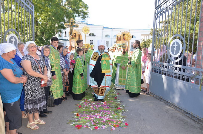 У День Святого Духа до Херсона прибула чудотворна Касперівська ікона Божої Матері (ФОТО)