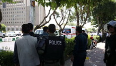 В Иране боевики ИГ напали на парламент и мавзолей аятоллы Хомейни