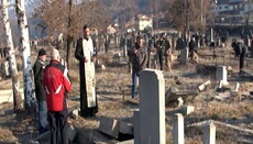 У Косово албанці осквернили сербське православне кладовище