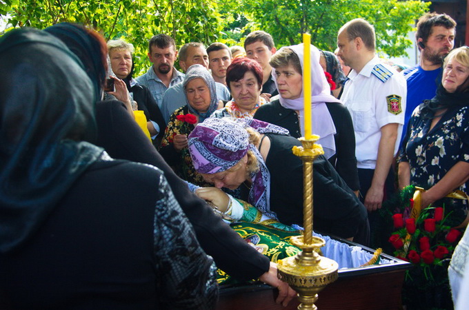 В Сумах проводили в останню путь священика, який загинув у ДТП