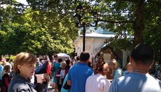 В Киеве у храма святителя Спиридона прошел фестиваль борща