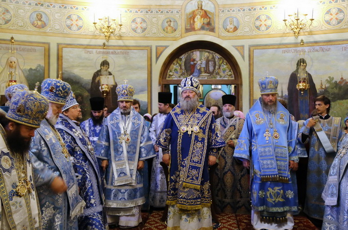 Введенський монастир столиці молитовно відсвяткував 25-річчя відновлення богослужінь