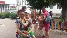У Запорізькій єпархії чудотворну ікону «Боянська» привозили до дитячої обласної лікарні