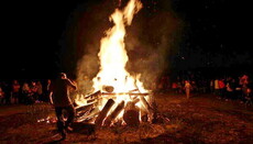 Осторожно, Ивана Купала: во время гуляний на Волыни экстремал упал в костер и обгорел