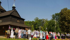 Епископ Ивано-Франковский Тихон молитвенно поддержал верующих Коломыи (ВИДЕО)