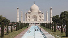 Суд не позволил индуистам молиться в Тадж-Махале