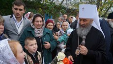 Предстоятель УПЦ освятив два монастирських храма в Кулівцях (ФОТО)