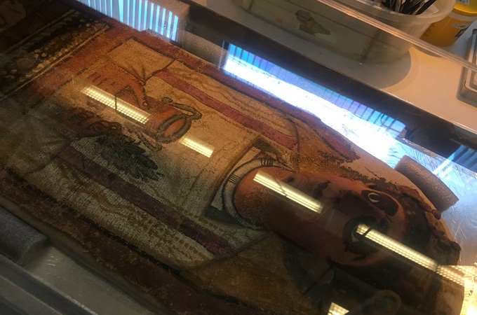 Новые технологии помогут ученым прочесть на мумиях секретные надписи