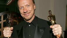 Канадский режиссер попал в секс-скандал после конфликта с саентологами