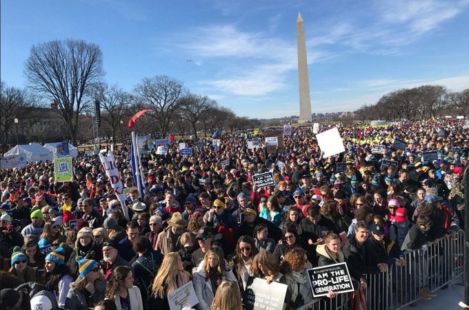 Трамп поддержал масштабный вашингтонский «Марш за жизнь»