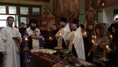 В одеському храмі УПЦ відспівали загиблого при виконанні інспектора поліції (ВІДЕО)