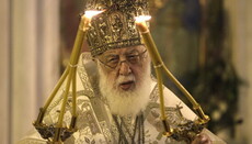 Католикос-Патриарх Илия II не смог возглавить богослужение из-за болезни