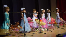 УПЦ провела концерт для детей в зоне боевых действий