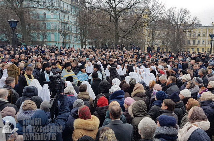 Комиссия КГГА единогласно проголосовала за снос Десятинной церкви