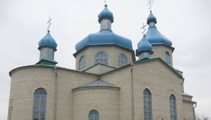 Свято-Михайловская церковь в селе Переспа