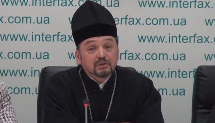 «Священик» Віталій Сеник