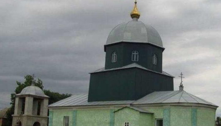 Храм святої Параскеви в селі Приозерне. Фото: ivasi.news