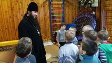 У Рівненській єпархії УПЦ духовенство та миряни привітали дітей з Різдвяними святами