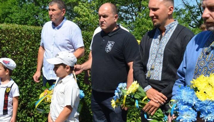 The Zolochiv mayor attended the event in a T-shirt with the SS "Galicia" emblem. Photo: Igor Grynkiv’s Facebook page