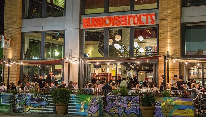 Ресторан Busboys&Poets у Вашингтоні. Фото: Вікіпедія
