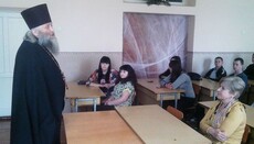У Слов'янську для студентів провели бесіди про сенс Пасхи