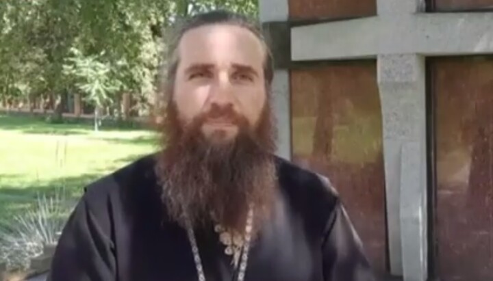 Протоиерей Евгений Буркацкий. Фото: скриншот видео Telegram-канала «Дозор на "Першому Козацькому"»