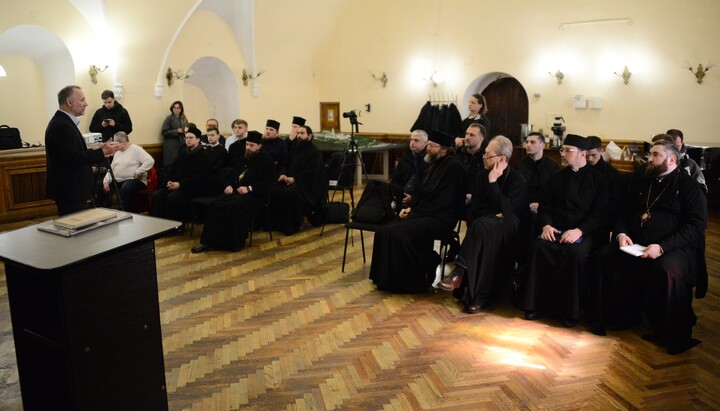 Director of the reserve speaks to OCU clerics about the future of monastic life. Photo: Reserve’s Facebook page