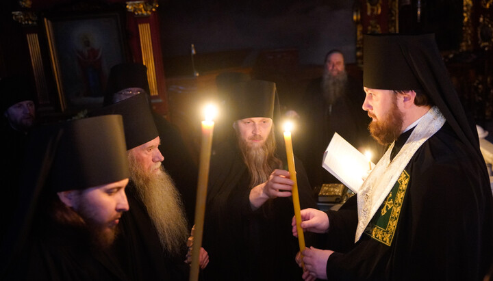 The tonsure at the Cross Exaltation Church of the Kyiv-Pechersk Lavra. Photo: lavra.ua