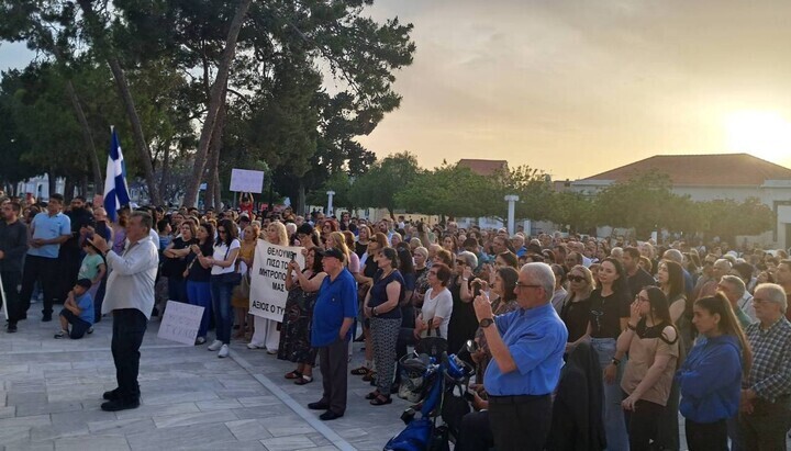 Demonstrace na podporu Tychika v Pafosu. Zdroj SPN v řecku