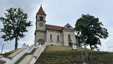 Archijerejská liturgie v nově vzniklé farnosti v Rudné