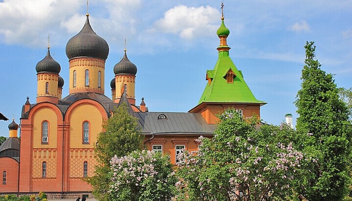 Pjuhtický monastýr Zdroj:Balticorthodoxy.com