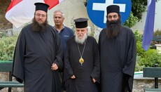 Delegace z Jeruzaléma v Athénách kvůli otázce sinajského monastýru
