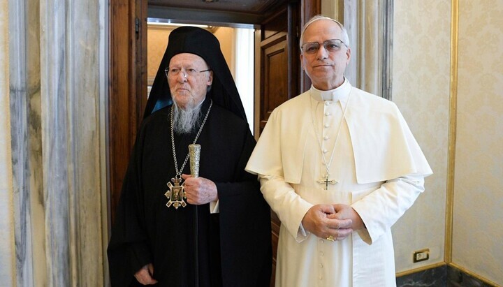 Patriarcha Bartoloměj a papež Lev. Foto: tisková služba Vatikánu.