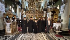 Projednání klíčových témat v sinajském monastýru