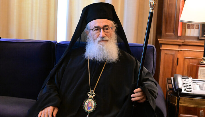 (bývalý) arcibiskup Sinaje, Faranu a Raithu Damián. Zdroj: Orthodoxia News Agency