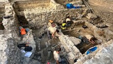 V jižní Francii objevili 1500 let starou křesťanskou katedrálu 
