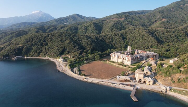 Monastýr Iviron na Svaté Hoře Athos. Zdroj:Orthodoxianewsagency.gt