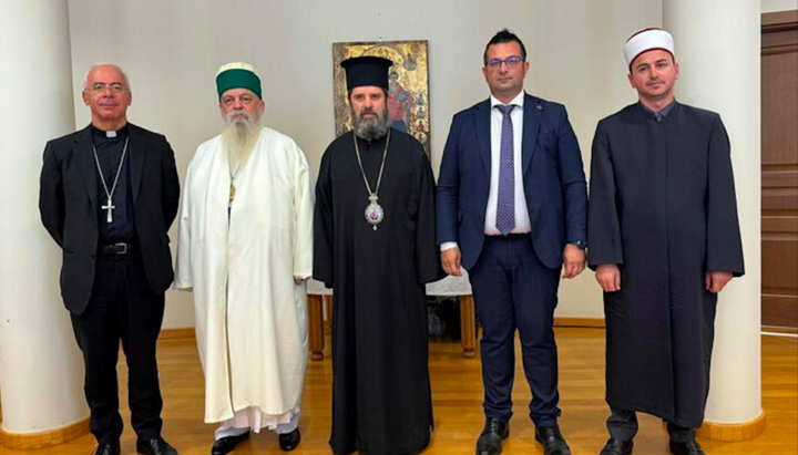 Mezináboženská rada Albánie. Zdroj: orthochristian.com