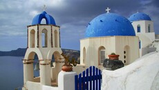 Církev Řecka rozdělila v roce 2024 na charitu 128 milionů eur